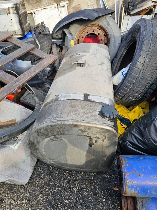 Резервоар за нафта