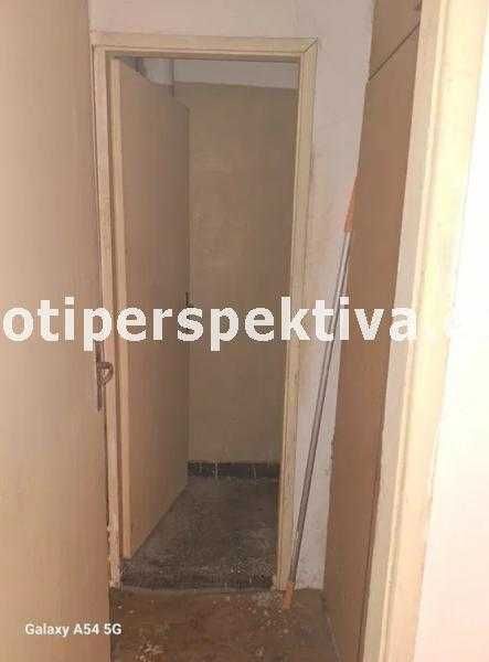 Продава се Тристаен апартамент в Пловдив, Кючук Париж - 68 кв.м за 1018 €/кв.м - Снимка #8