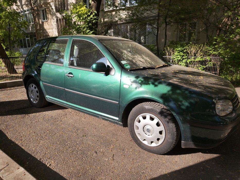 VOLKSWAGEN Golf 2000 — imagine 3