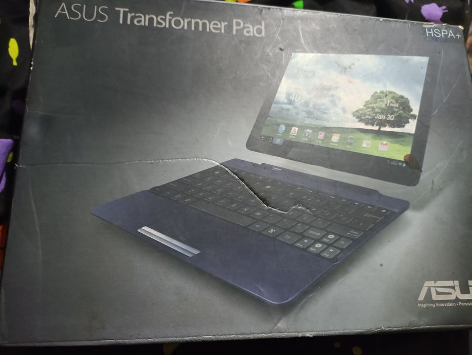 Продаю планшет трасформер