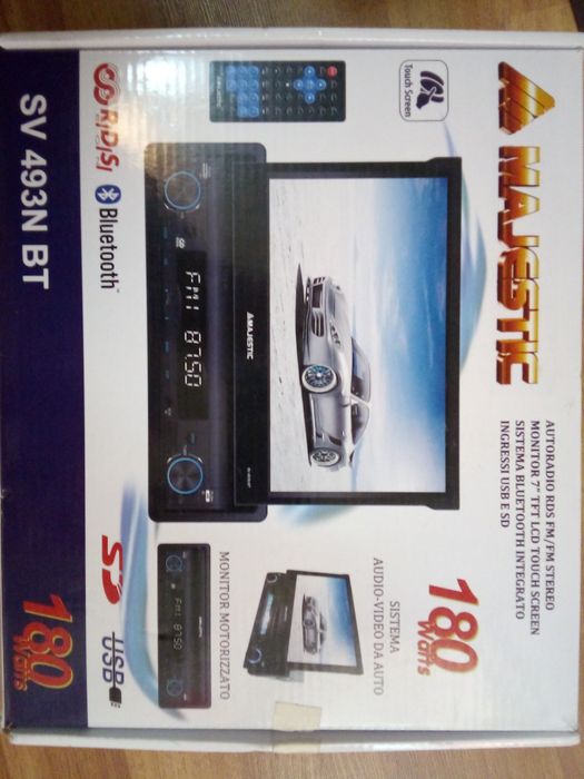 Dvd auto retractabil, cu Bluetooth, intrare stic, card