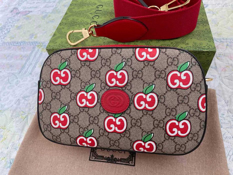 Гучи Бежова чанта Apple Принт Оригинална Gucci Червена Дръжка Gold GG