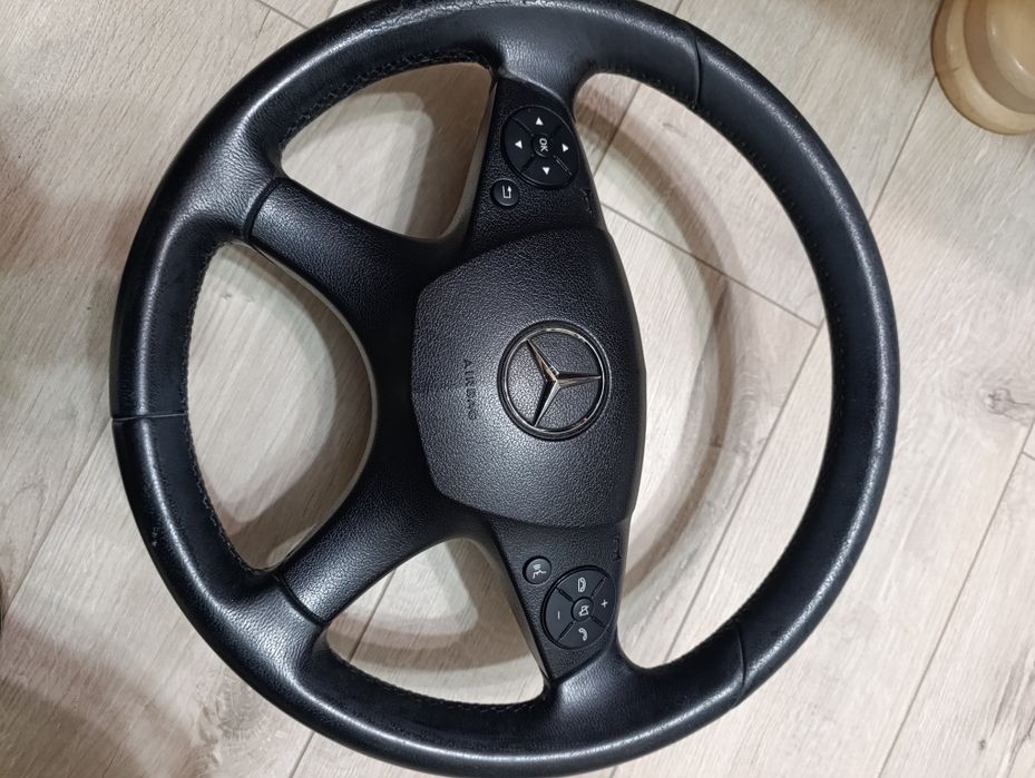 Волан за Мерцедес w204 и отделно бег