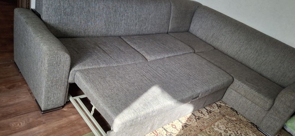 Продам угловой диван