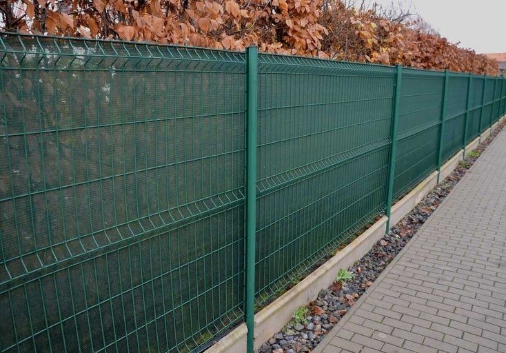 Executam garduri la comanda din plasa val sau bordurata