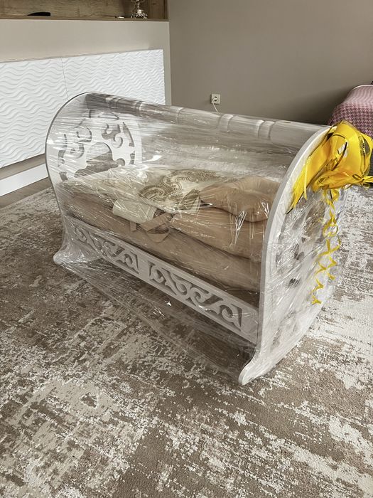 Бесик, в идеальном состоянии!