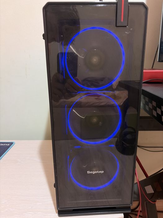 Vand pc de gaming