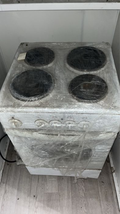 Продается плита хорошем состояний