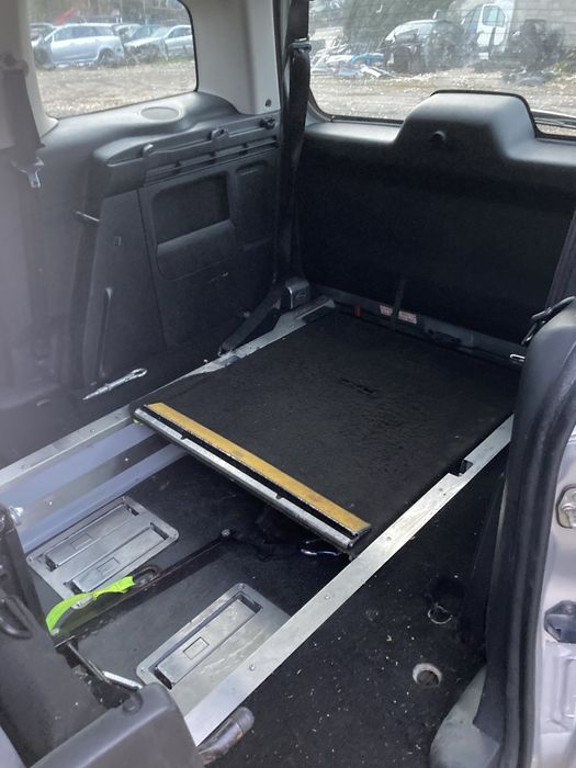 Peugeot Partner 1.6 hdi Инвалиден