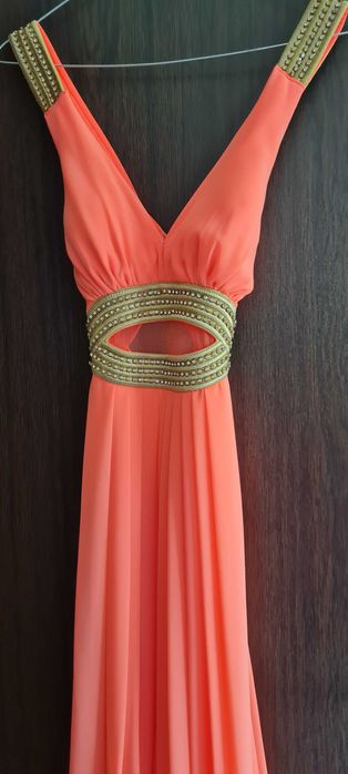 Официална  рокля