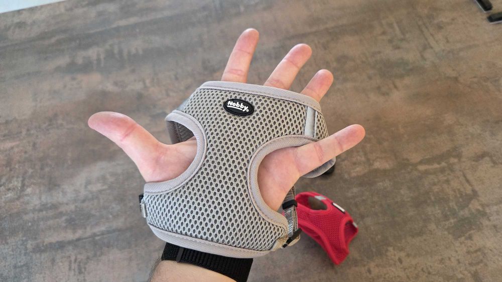 Vând 2 Hamuri Nobby, AniOne + 1 Lesă retractabilă Flexi