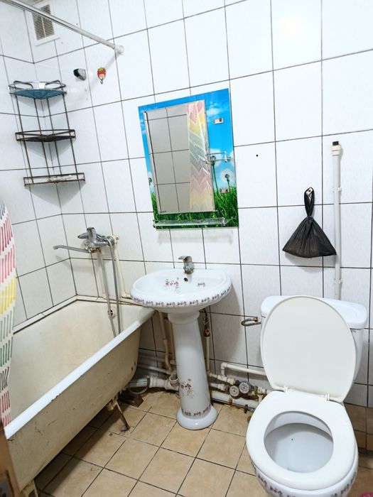 2 хонали 1-этажда жойлашган квартира ижарага берилади