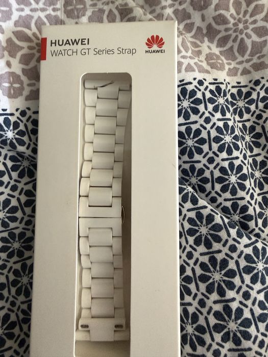 Смарт часовник Huawei Watch GT3 PRO, 43 mm, Ceramic Strap, White