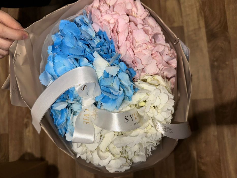 Продается 2 букета!