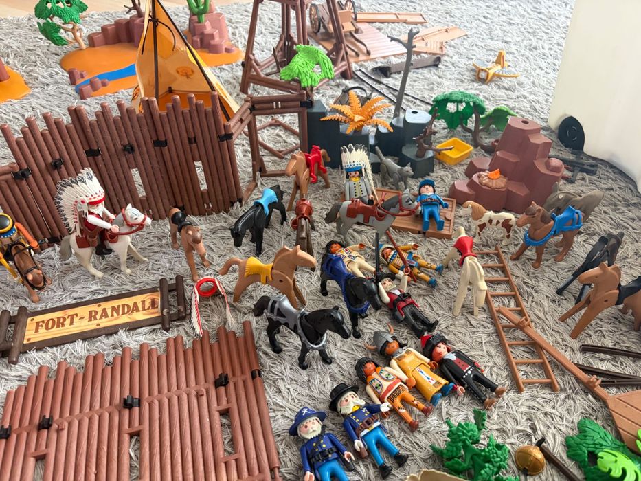 Огромен комплект playmobil