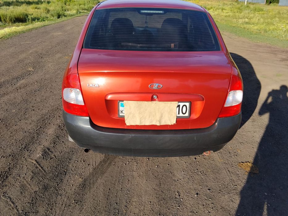 Продам машину Калину