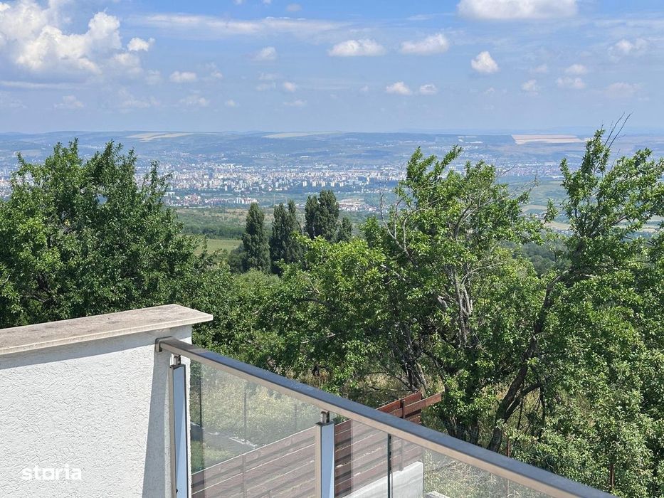 Casă nouă cu garaj și 7 camere, Feleacu