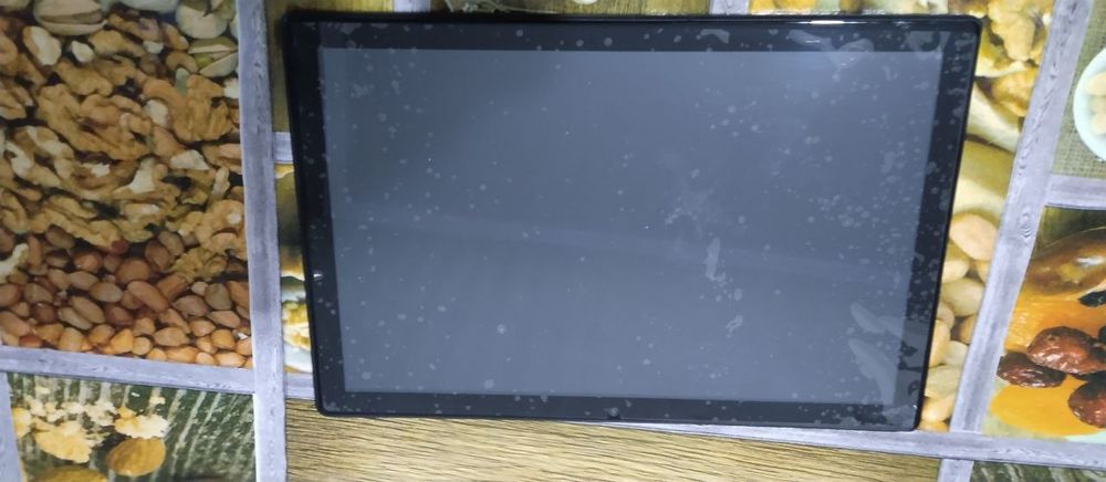 Продам новый планшет.