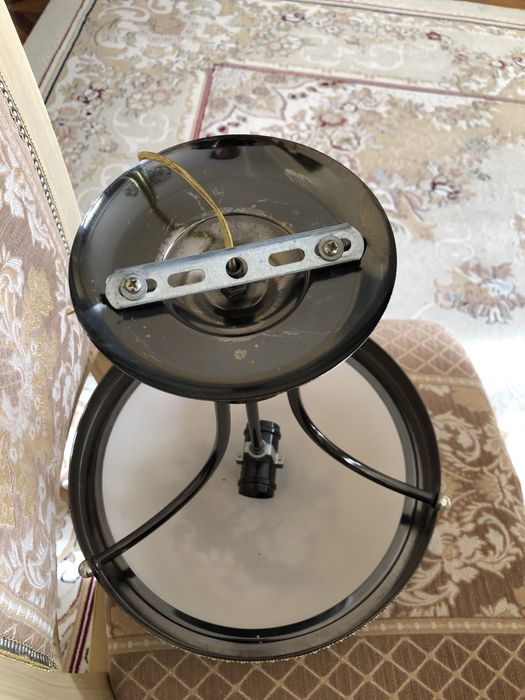 Люстры в отличном состояний