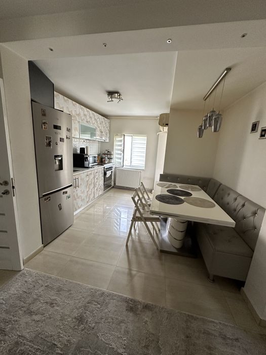 Inchiriez apartament 2 camere Utra Central