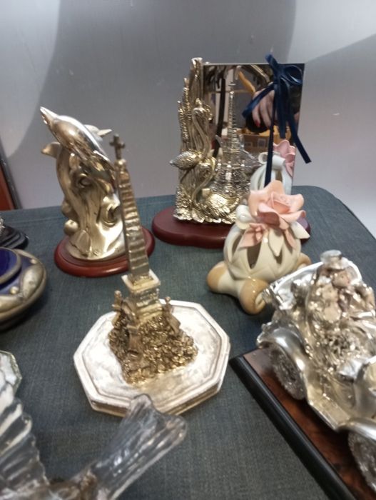 Разпродажба сувенири