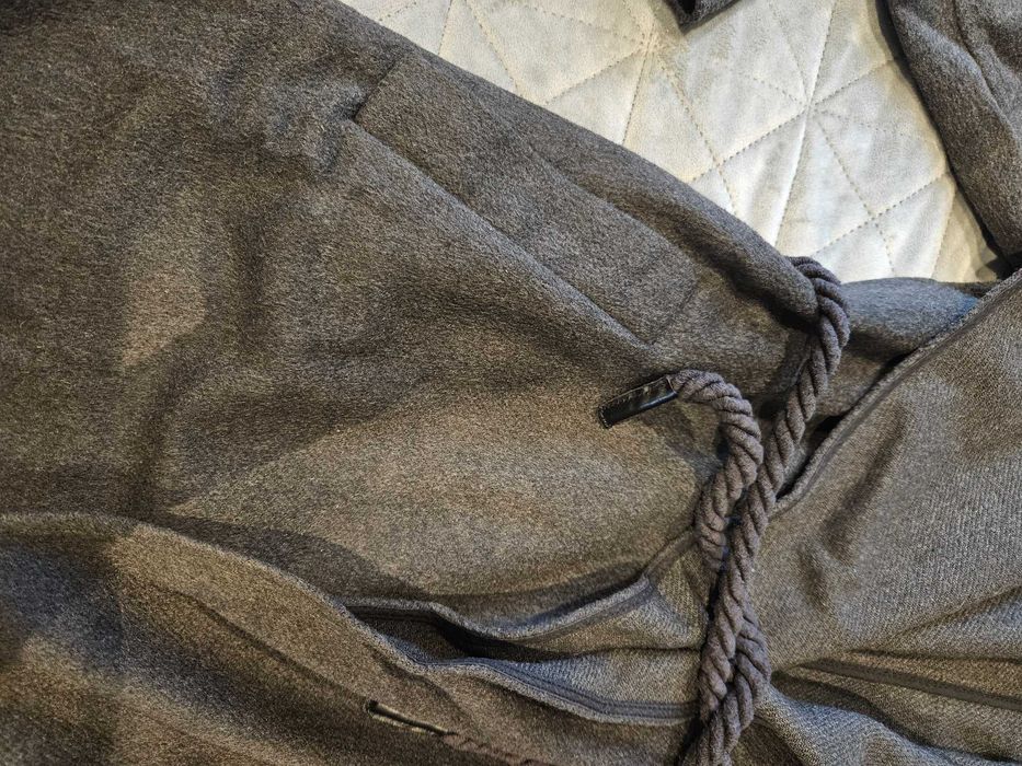 Сиво палто Review/XS