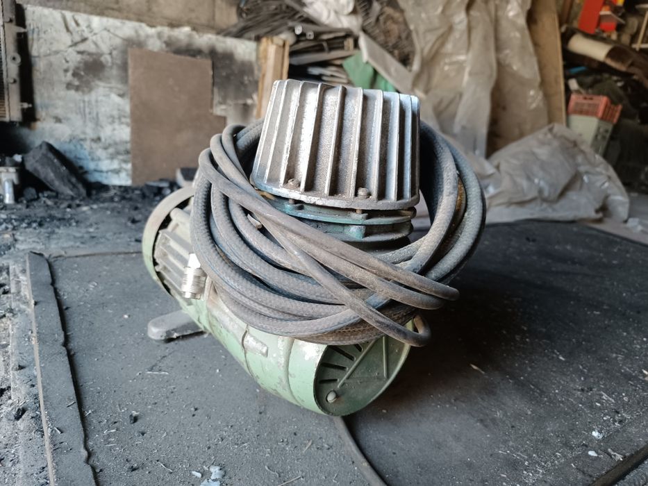 Компрессор СССР строительный