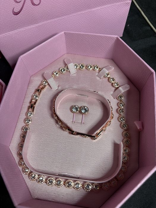 Set swarovski
