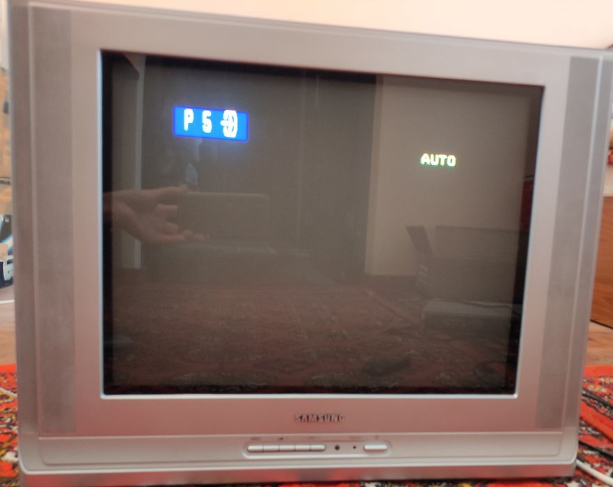 Телевизор рабочий SAMSUNG CS-21M16MJQ + DVD-плеер в подарок.