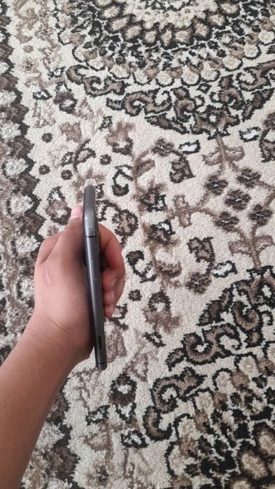 Ayfon 11 qora xolat yaxw chaqas 1.2ta joyda