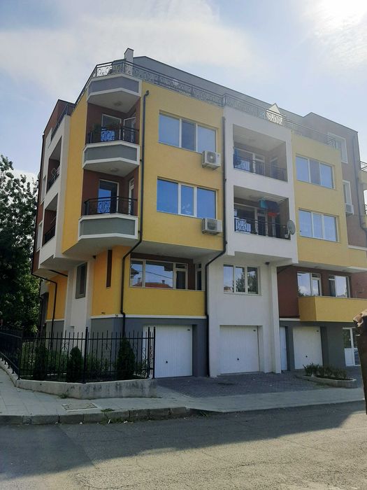 Продава се Двустаен апартамент в Бургас, Сарафово - 60 кв.м за 2775 €/кв.м - Снимка #1