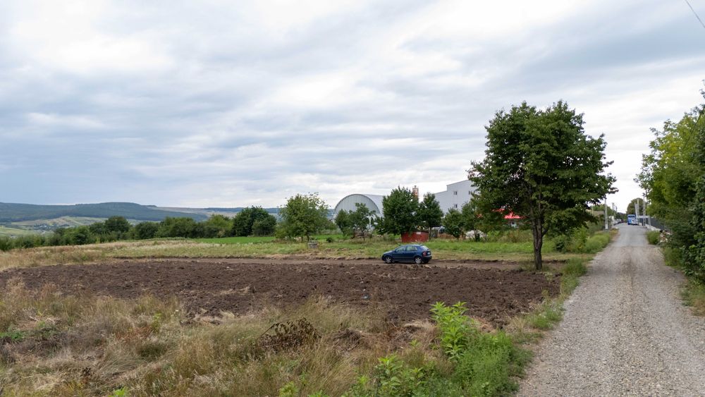 Teren intravilan Catamaresti-Deal cu utilități