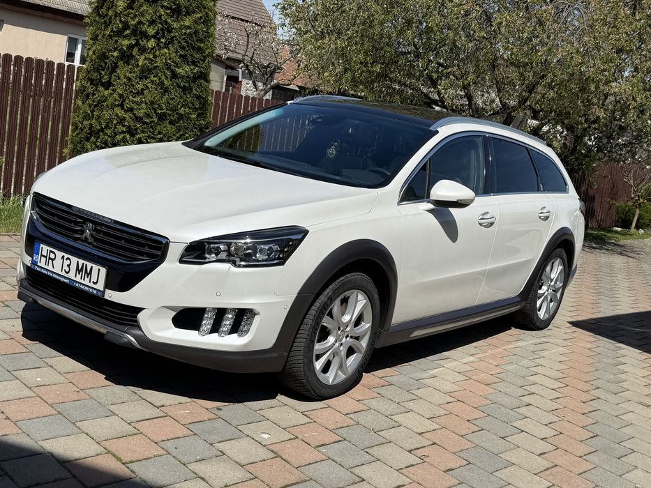 Peugeot 508 RXH Hybrid. 4x4
