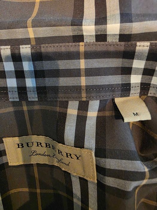 риза BURBERRY,нова без етикет,100% памук