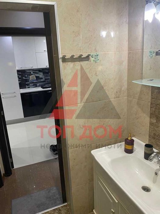 Дава се под наем Тристаен апартамент в Варна, Възраждане 1 - 80 кв.м за 612 € - Снимка #13