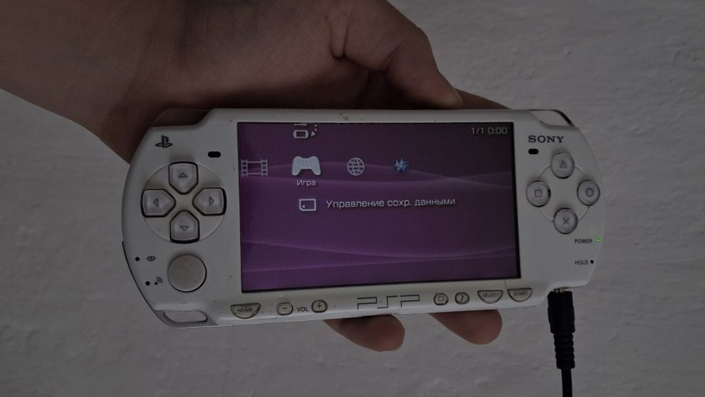 Playstation portable 2000 psp