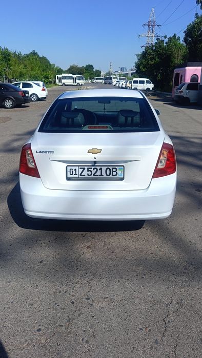 Lasetti avtomat toza