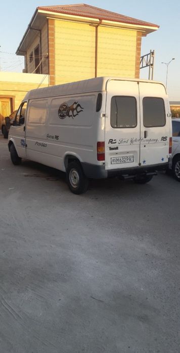 Ford gruzavoy holati yaxshi harajati umuman yõq kami Bor