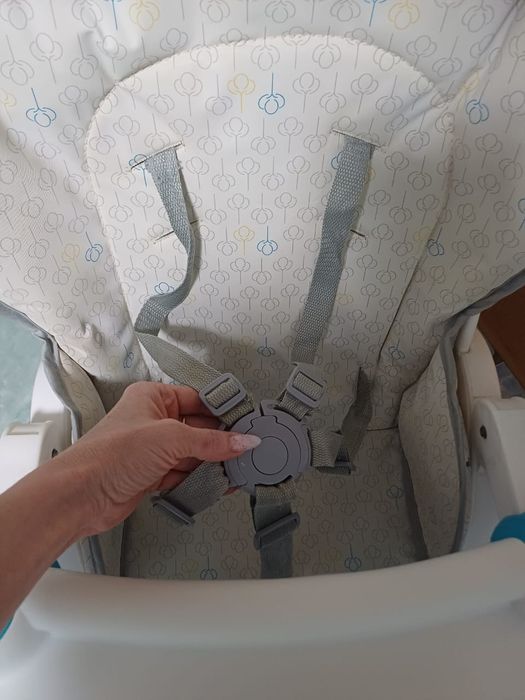 Детский стул со столиком