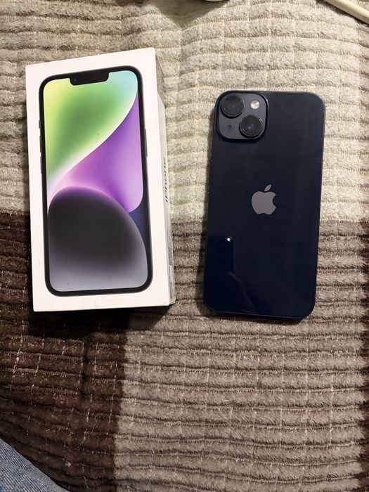 Продам Iphone 14
