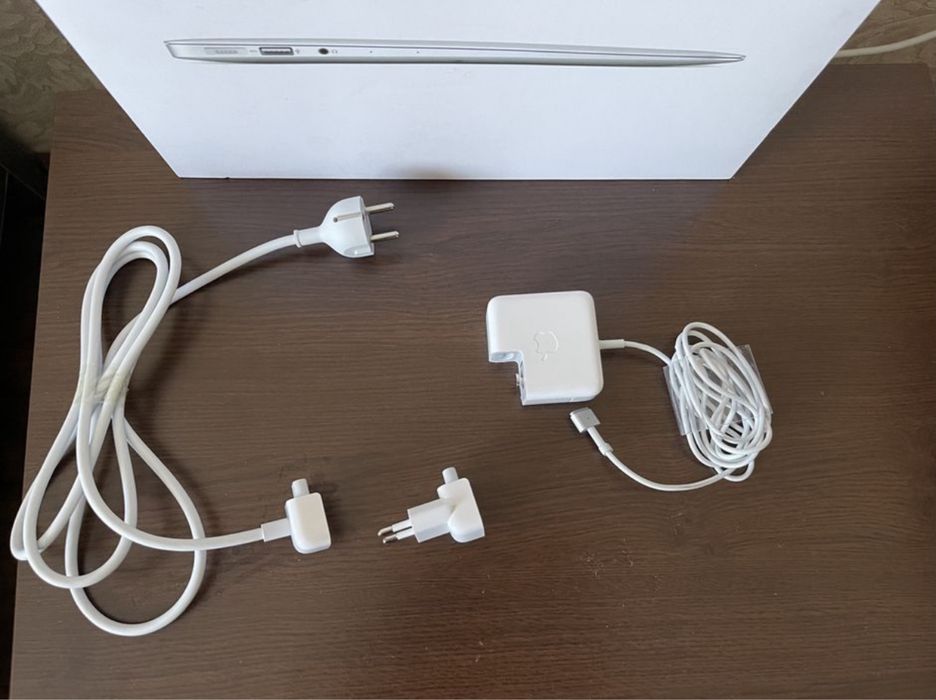 Зарядка для ноутбука Macbook Air