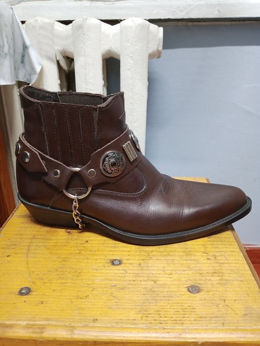 Кожаные зимние ботинки