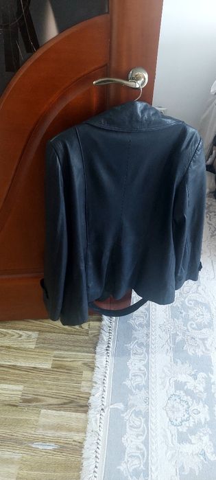 Куртка плашевка кожанная.