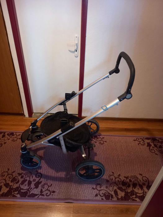 Детска количка"ЧИПОЛИНО"