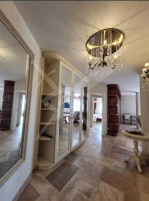 Продава се Многостаен апартамент в Свети Влас - 315 кв.м за 1842 €/кв.м - Снимка #4