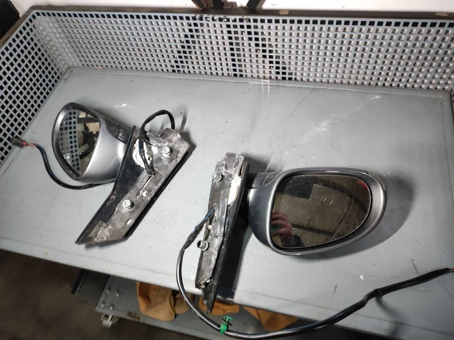 Oglinda stanga  volkswagen vw golf 5 plus LA7T