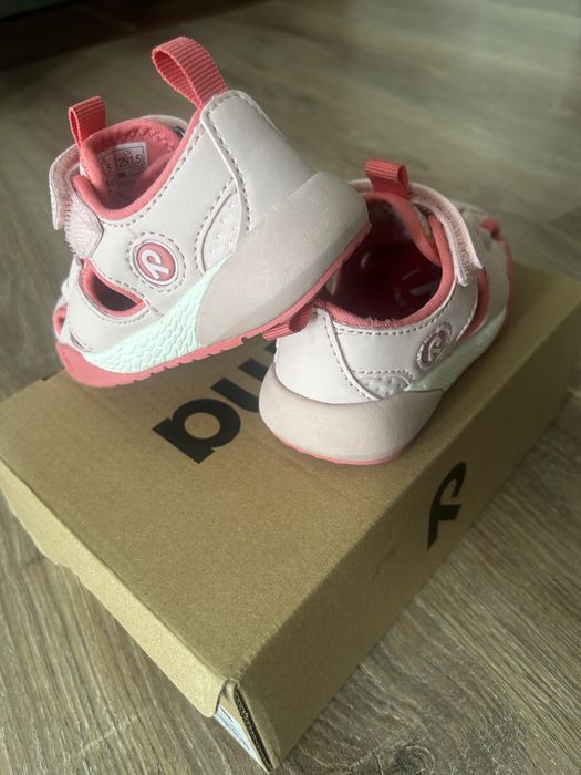 Детские сандали от Reima