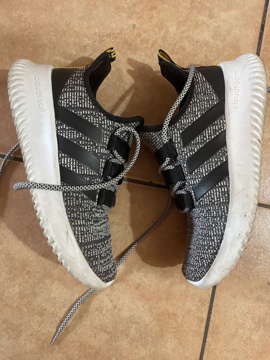 Adidasi Adidas copii