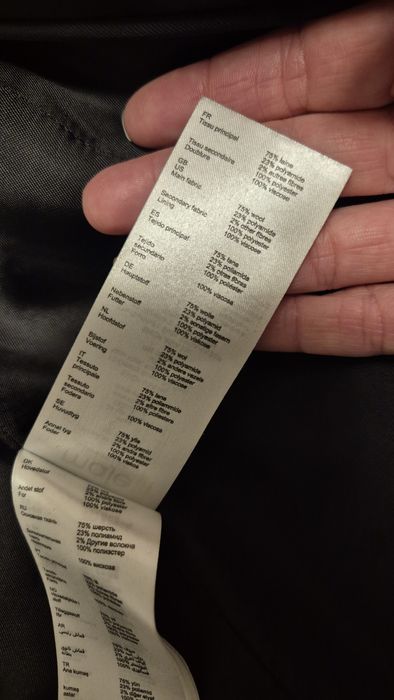 Vând palton lana 75%