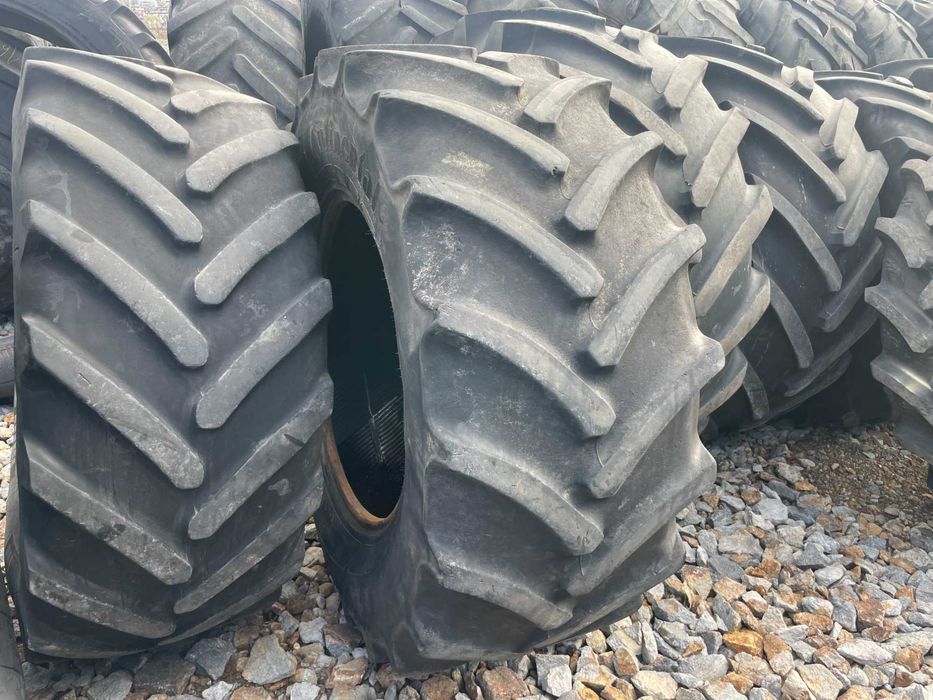 CONTINENTAL 540/65r28 anvelope radial tubeless tractor fata john deere